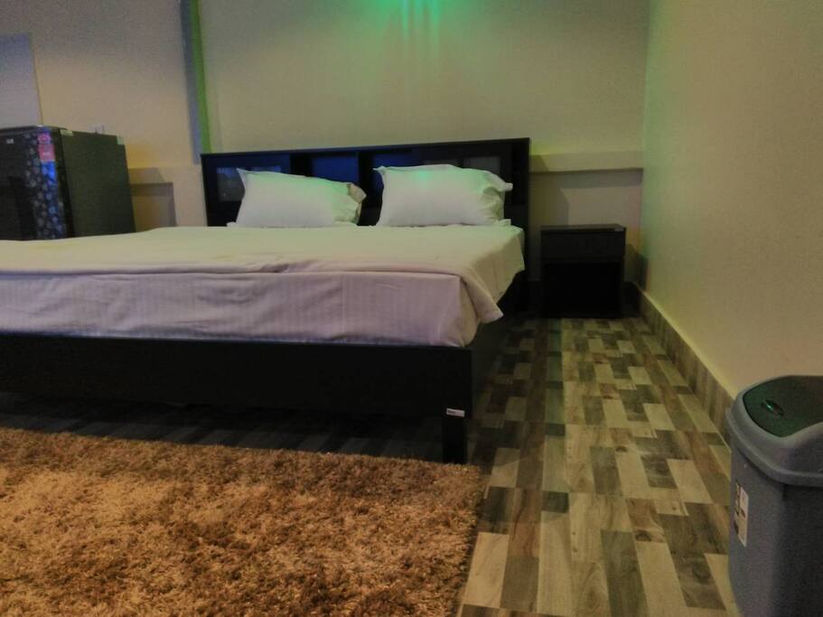 king size bed