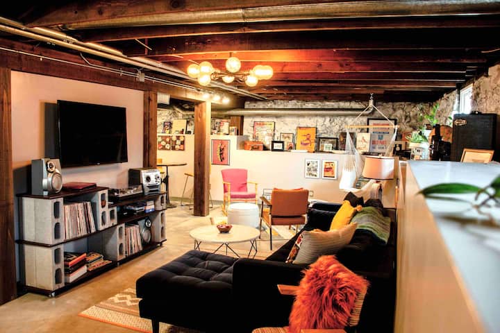 Lounge on the sofa and enjoy the media center.