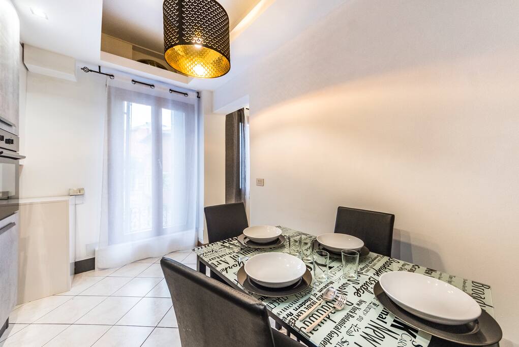 Kitchen with dining table