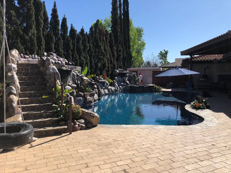 Private Guest House by Disneyland Guesthouses for Rent in Orange