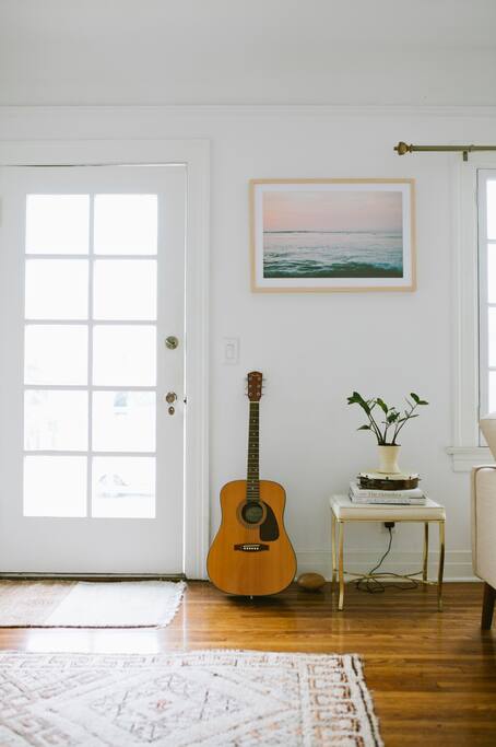 Living room with view to front balcony