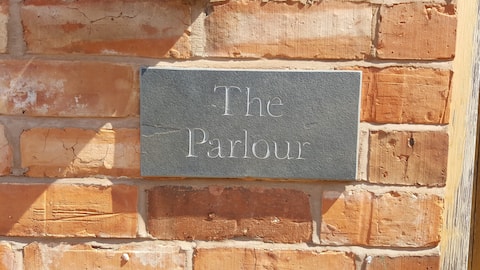 Successful Airbnb property: A high quality renovation of a milking parlour in North Warwickshire