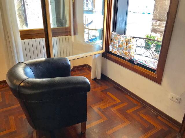 La Felice Canal Grande gallery image 5