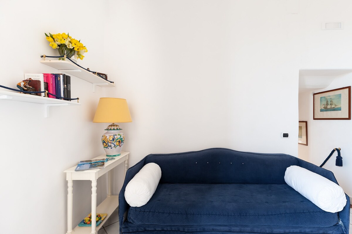 Top performing Airbnb: GreenDoor • Steps from the Sea Atrani Amalfi Coast in Atrani