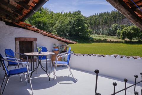 A charming, traditional, self contained Cottage