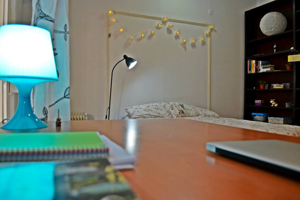 A big and great room for two people close to Baixa-Chiado (20 minutes by walk).