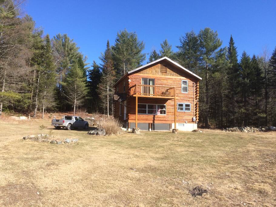 Hundreds of acres of wilderness behind this house!