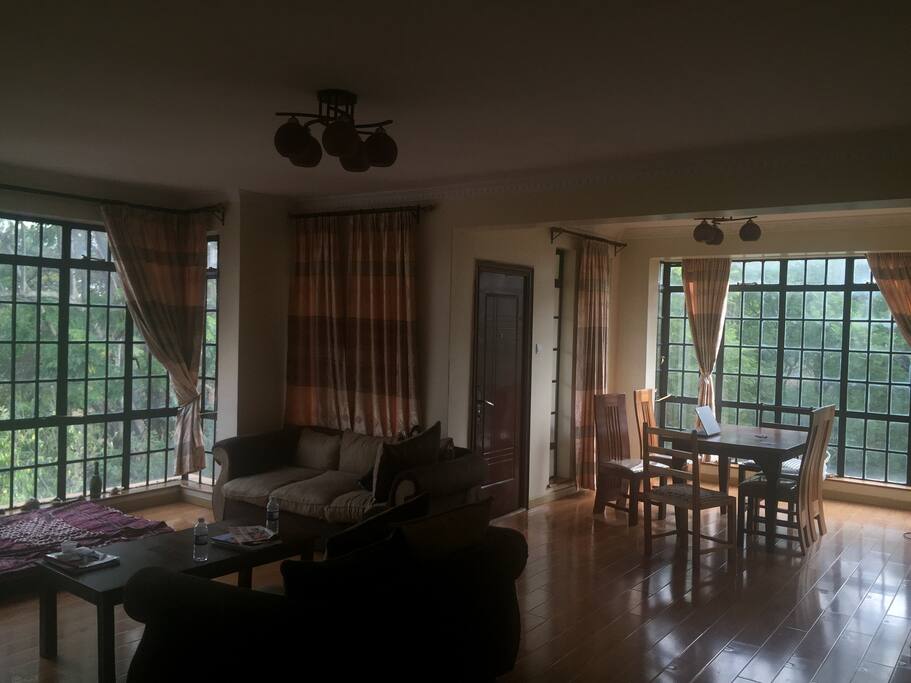 Shared Livingroom