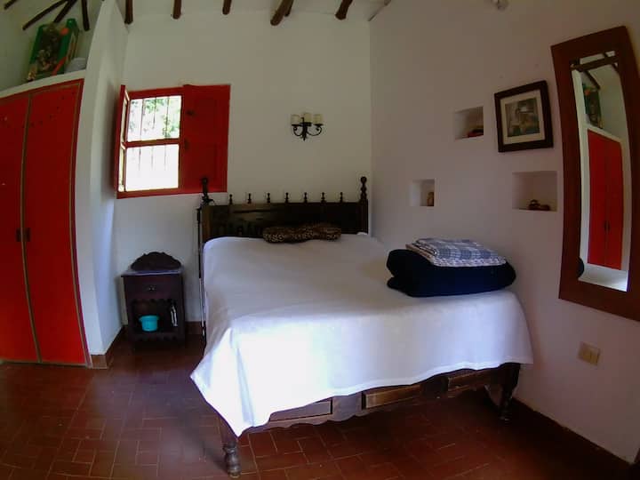 ห้องนอนใหญ่ (Master Bedroom) 