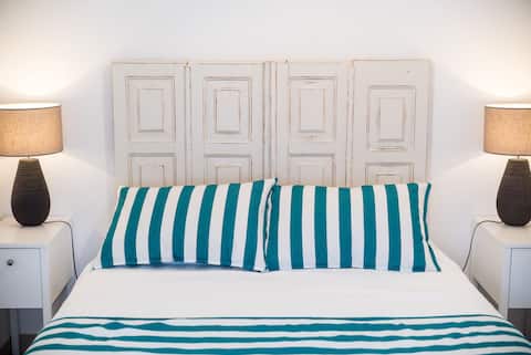 Charming top floor apartment in Ericeira's center