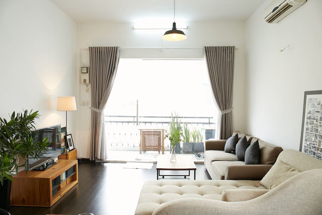 Living room with 2 big couches, 42 inches led TV with cable channels and high speed internet