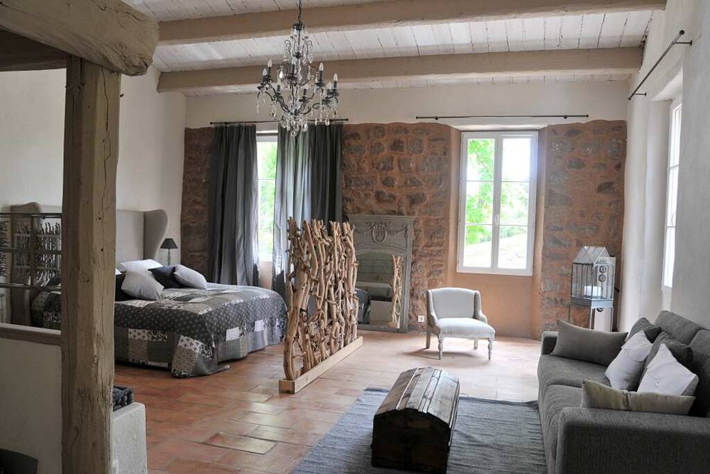 chambre / canapé lit
