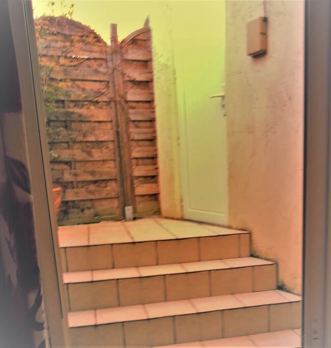 Entrée indépendante