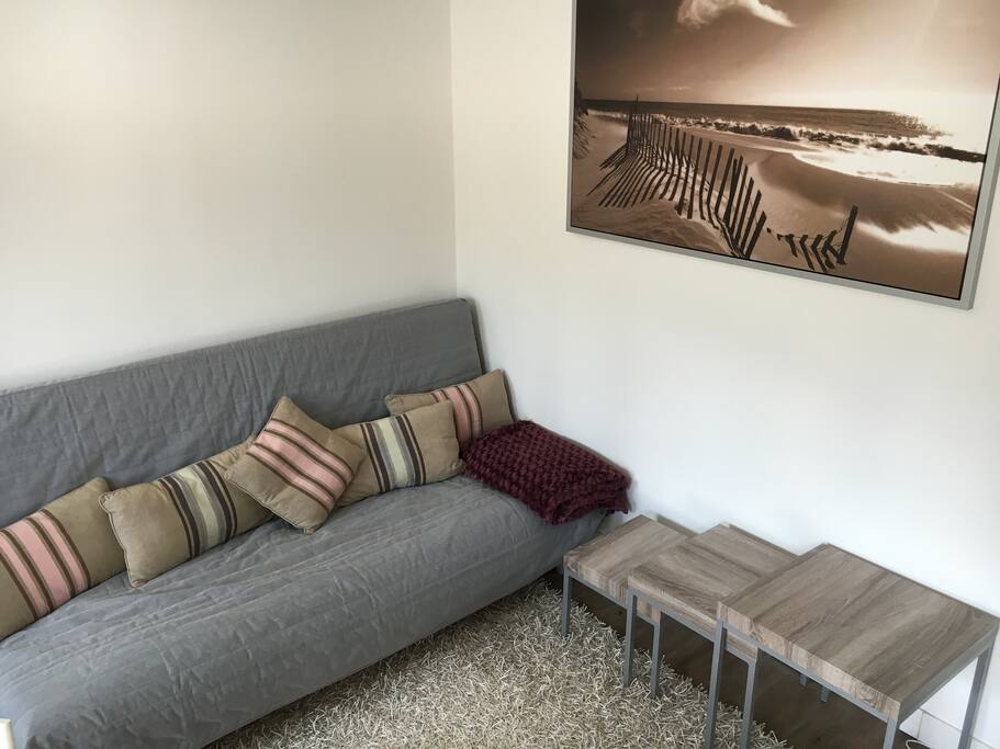 Canapé clic clac avec un vrai couchage double (140x190cms)