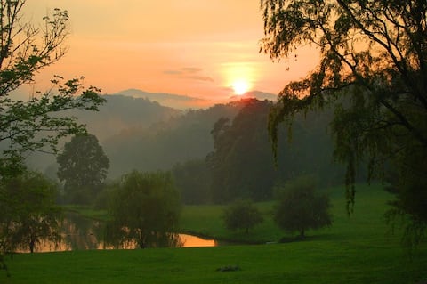 Charming Valley Voted Most Beautiful in Eastern US