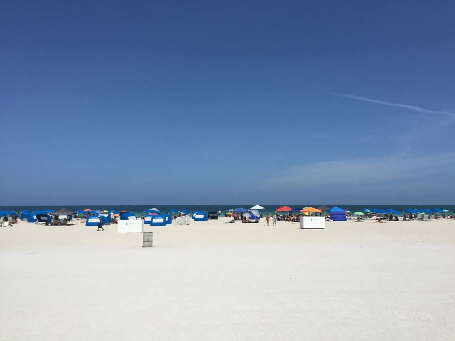 This is what the beach in walking distance looks like.