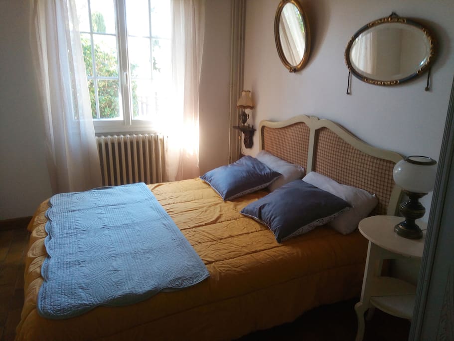 Chambre lit double