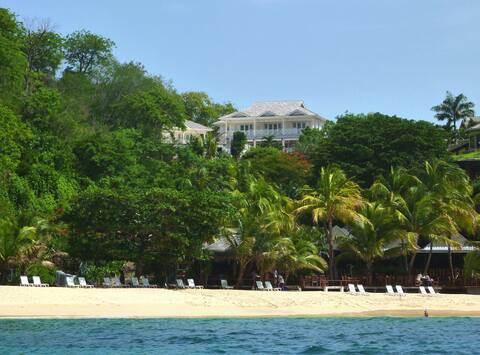 Madame Jardin - Luxury Grenada Villa