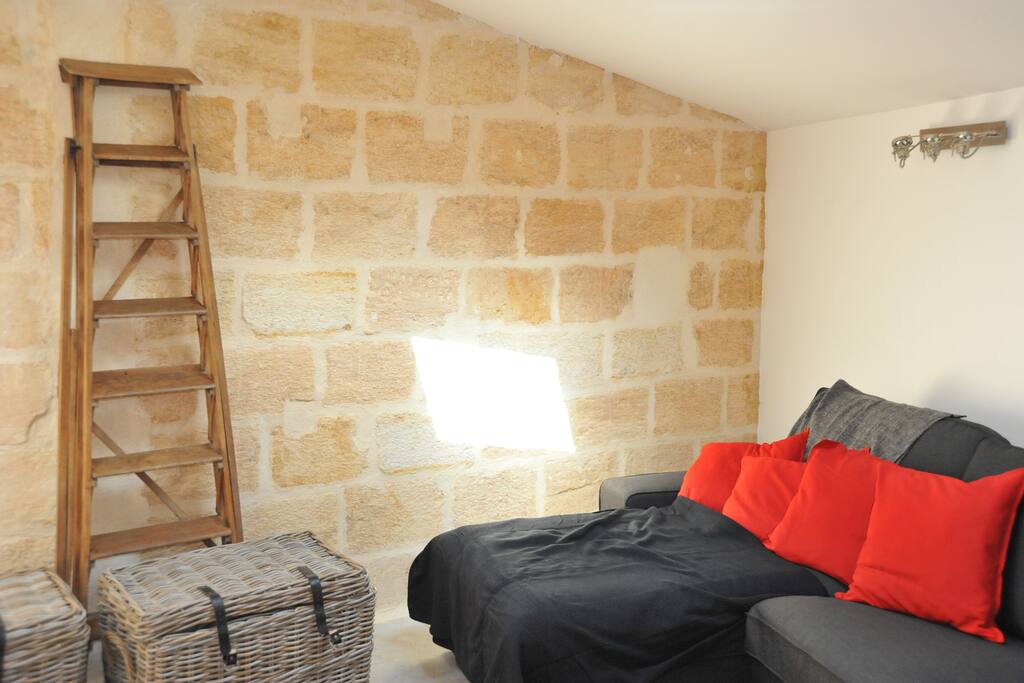 Magnifique soleil dans le salon et très belle luminosité