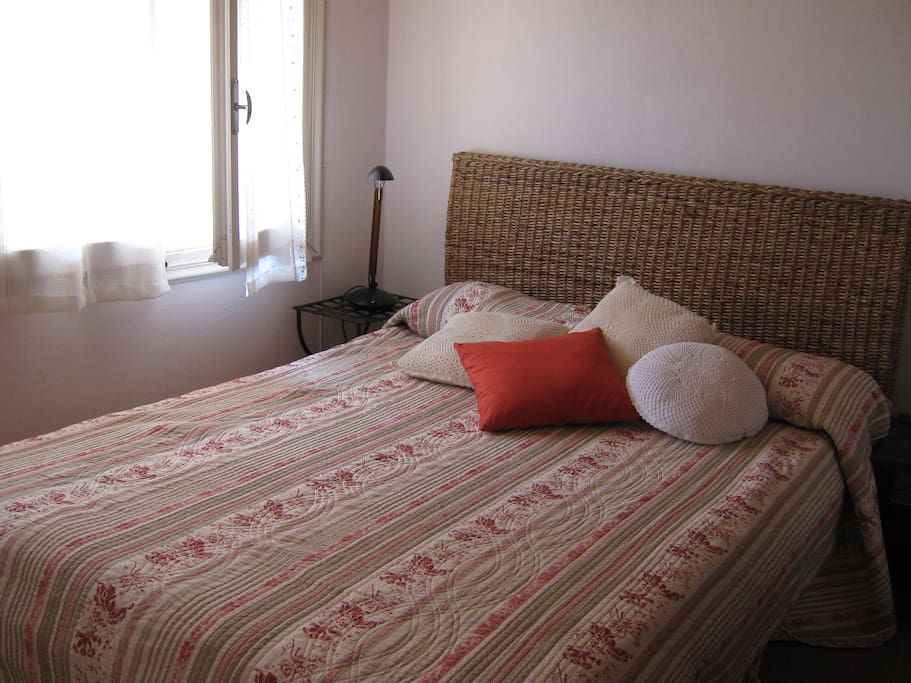 bedroom with double bed
