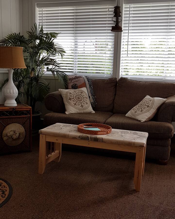 Woodstock Short Term Rentals - Apt #2 - Apartments for ...