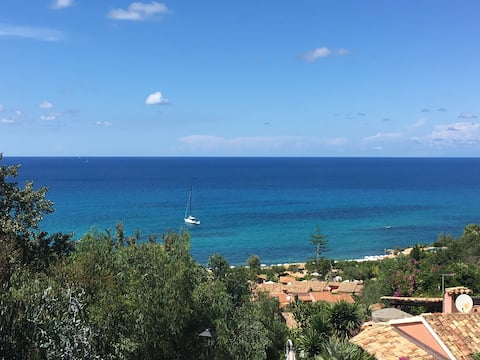 *Tropea Private Beach – SEA and Aeolian Islands View*