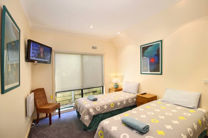 The Views Lorne gallery image 5