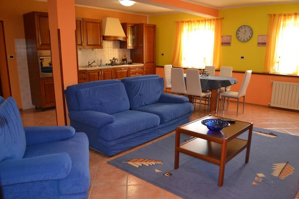 Living room, Surface: 20 m²