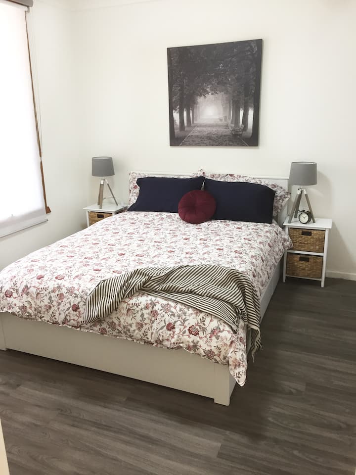 Mildura Holiday Rentals & Homes Victoria, Australia Airbnb