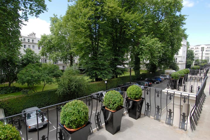 London House managed Airbnb listing 2