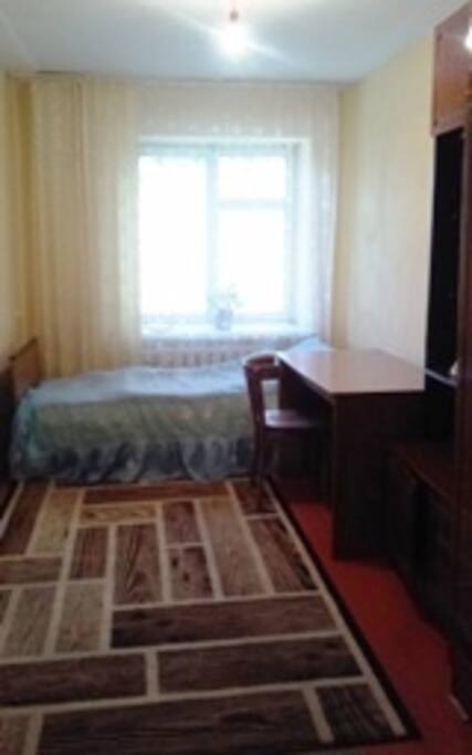 желтая комната