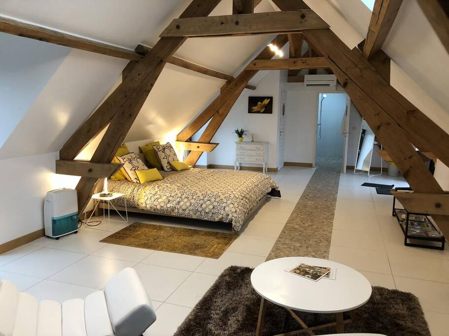 Guest room