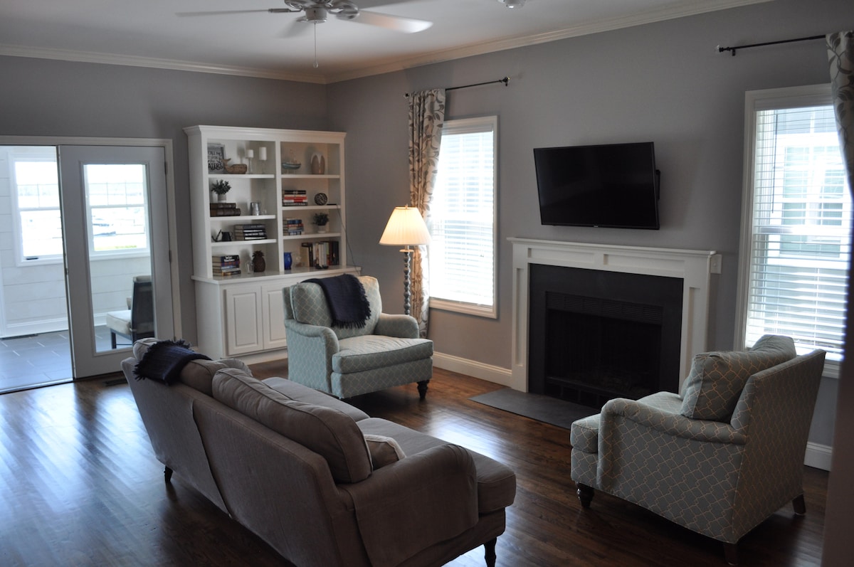 Popular Airbnb listing: Lowcountry Oasis. Snowbird Paradise. in Port Royal