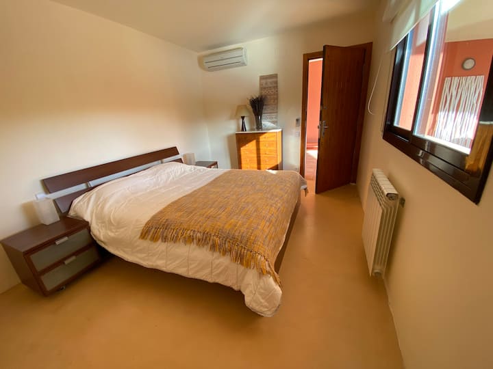 יחידת דיור נפרדת עם חדר רחצה פרטי 