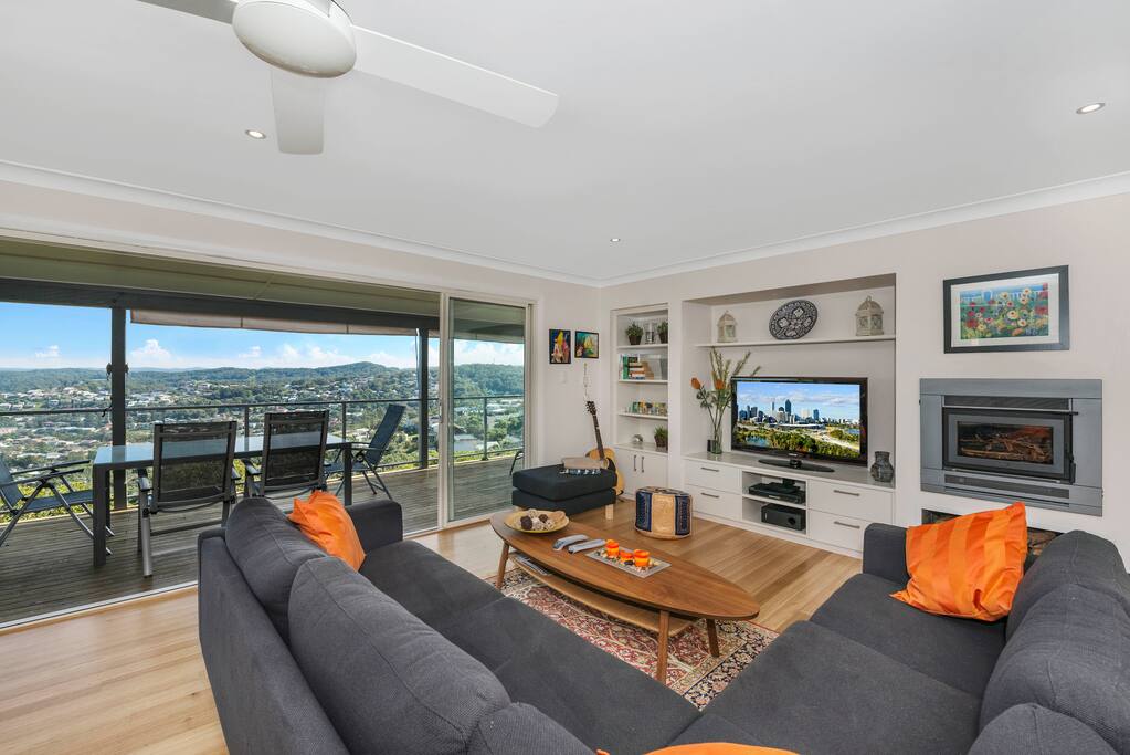 Lounge room