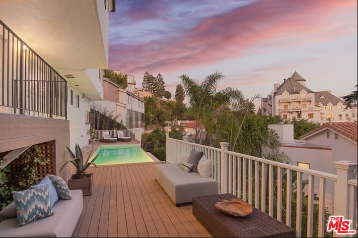 Gorgeous home above Chateau Marmont w/views & pool gallery image 2