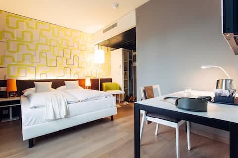 harry's home | Apartment