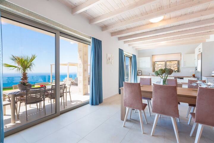 Levanda Villa, 3 BD, 3 BA, private pool, sea views gallery image 4