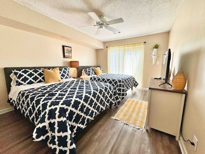 Dhoma e gjumit #1
Poshtë 