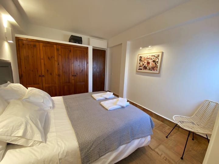 Room 2