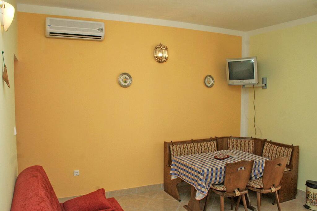 Dining room, Surface: 11 m²