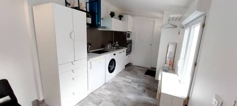 Charming independent studio.