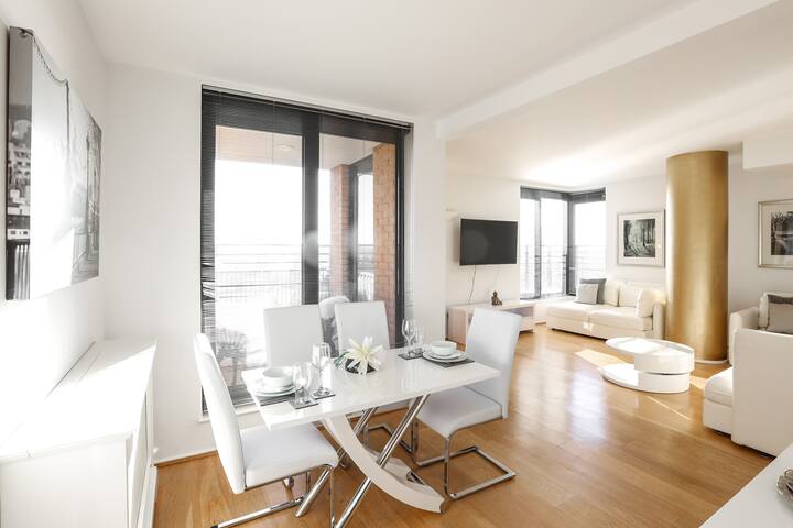 Stylish Two Bedroom in the Heart of Kensington