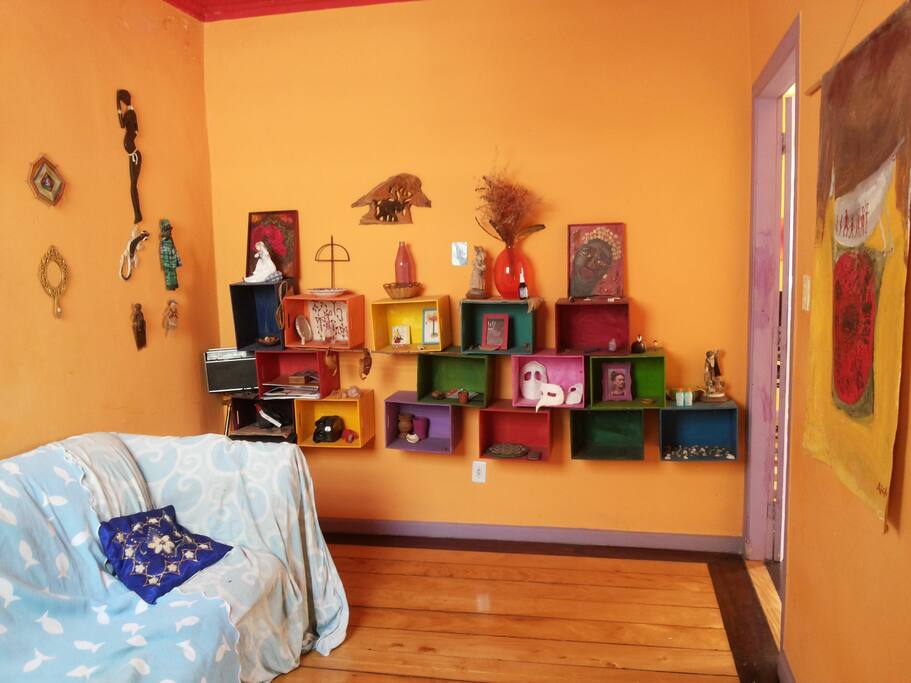 Sala de visitas, ficaremos felizes de guardarmos lembranças suas.