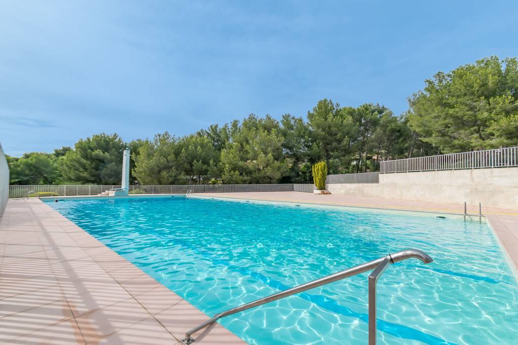 Piscine de la résidence
