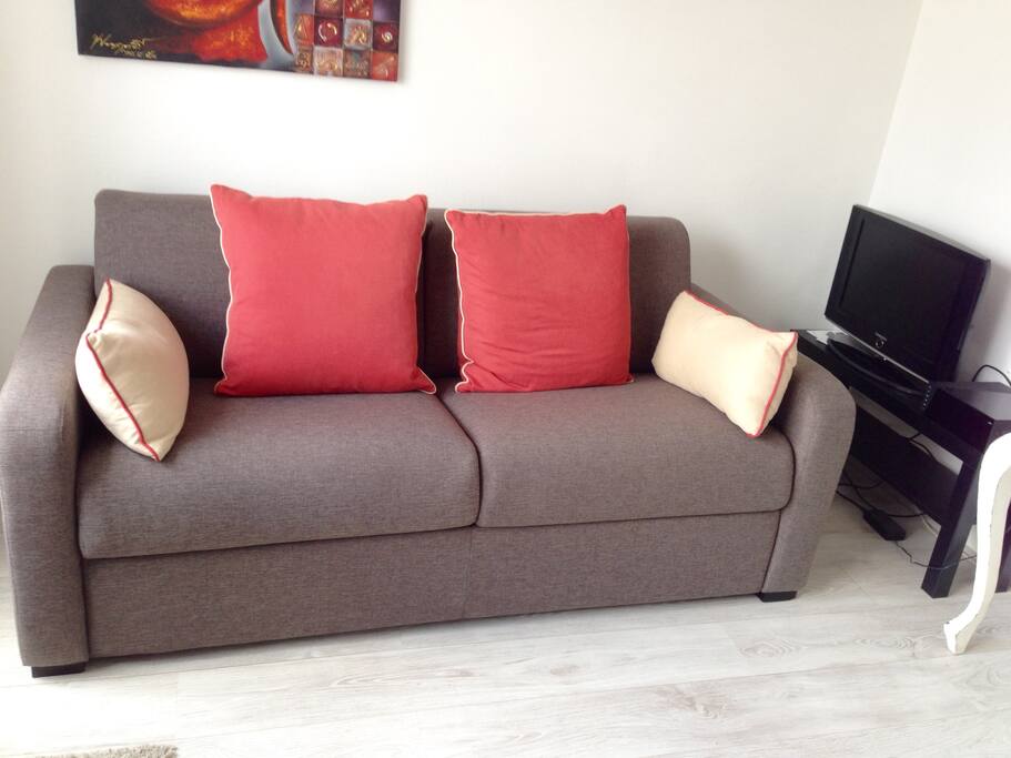 Voici le nouveau canapé lit, très très confortable!
