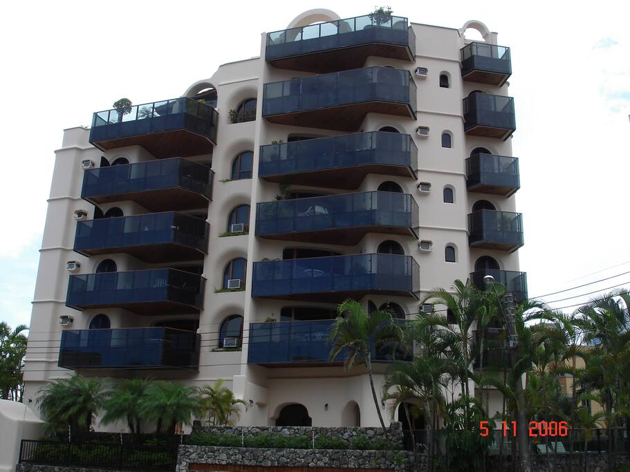Fachada do prédio.