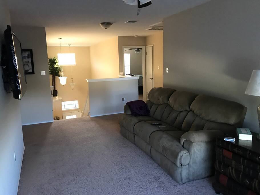 Huge bonus room.
