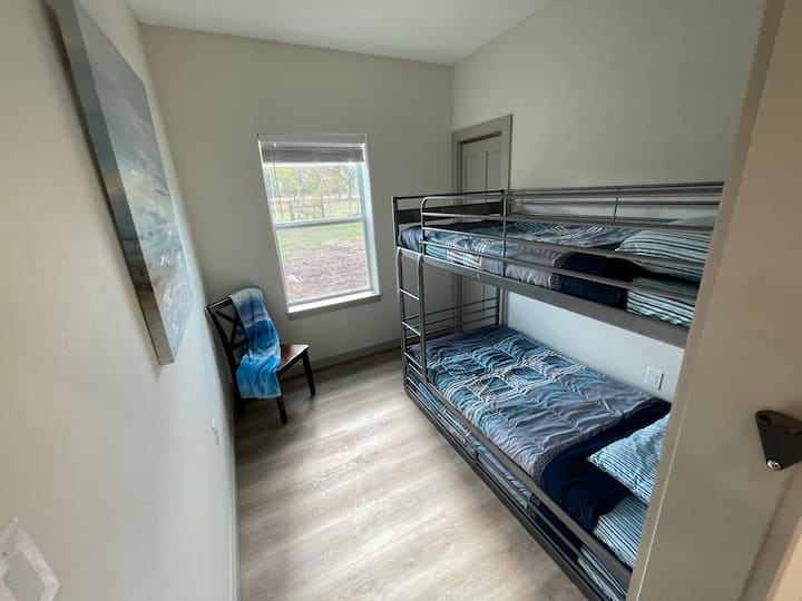 Dhomë gjumi 3 me krevate marinari