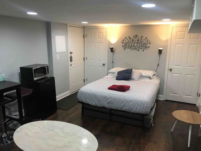 A private guest suite with free parking